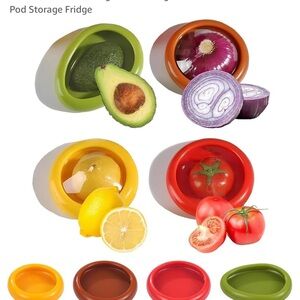 Source Unknown Green and Yellow Food Storage Containers